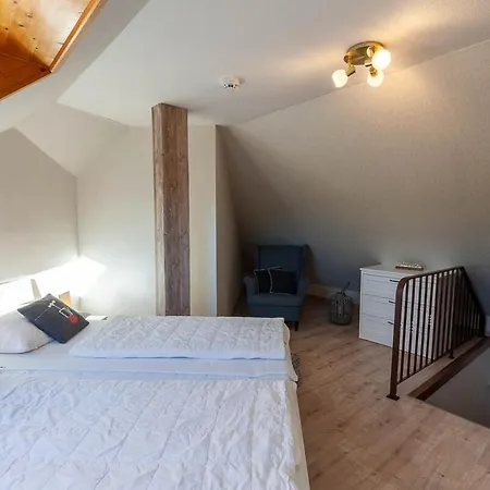 Bergblick Mit Balkon *